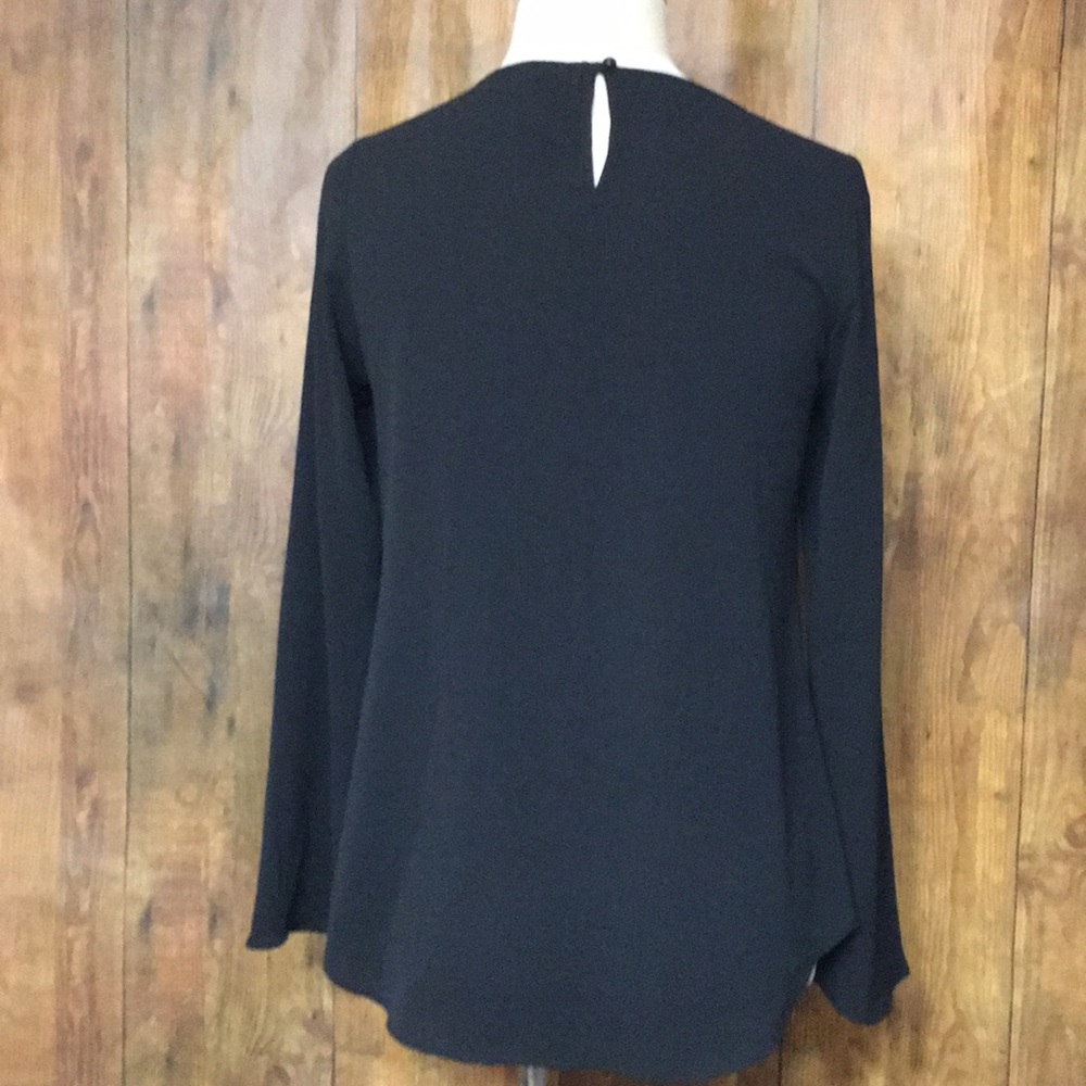 SOHO Apparel Top - Picture 3 of 4